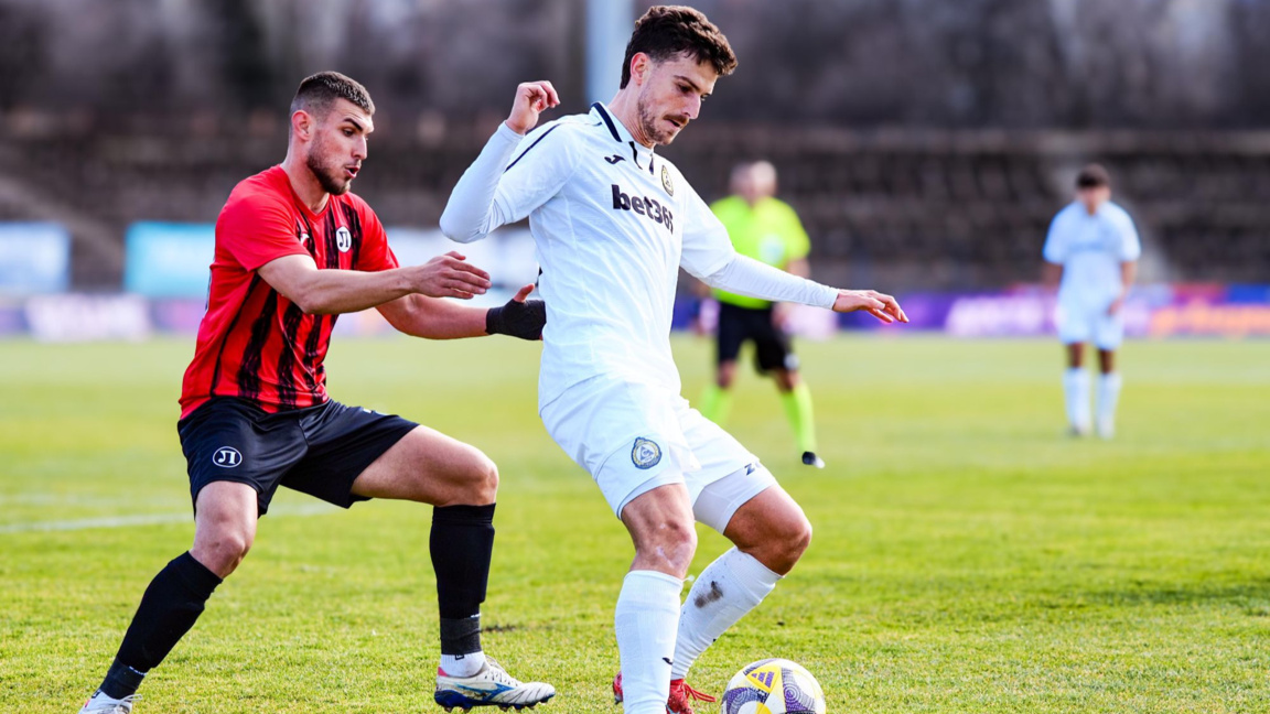 Столично дерби и мач в Пловдив откриват ...