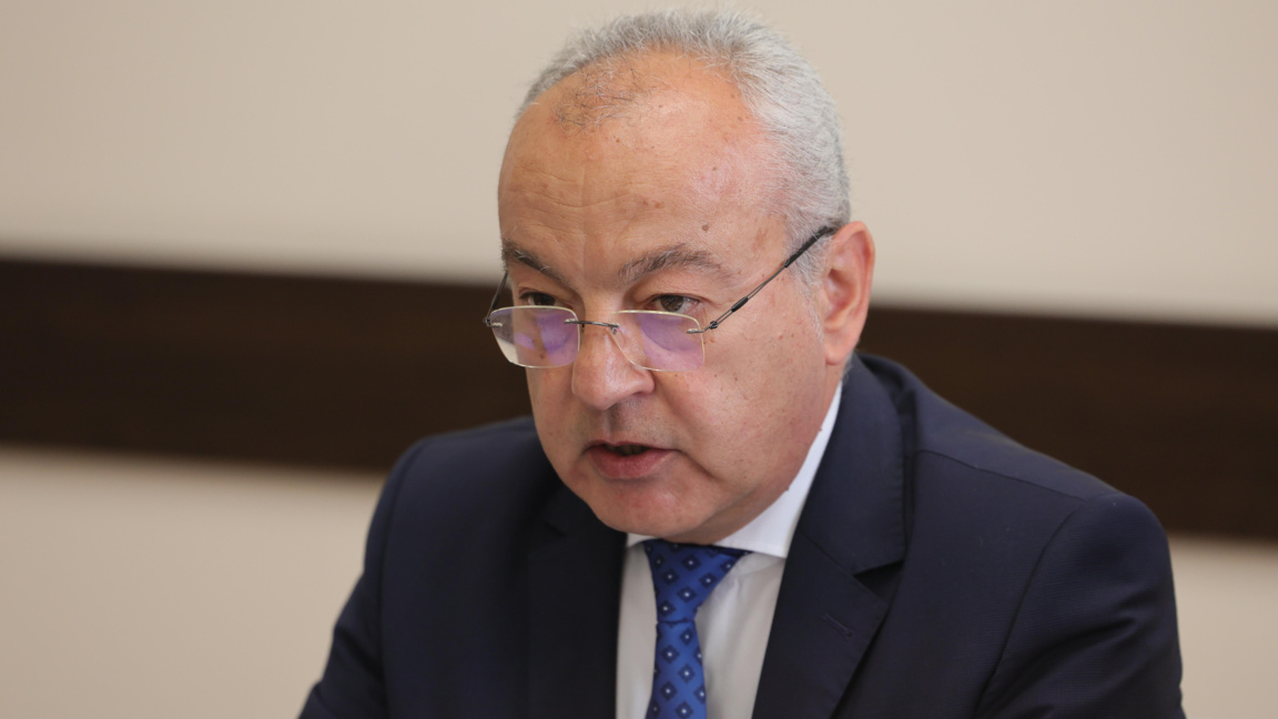 МФ предлага край на автоматичното повише...