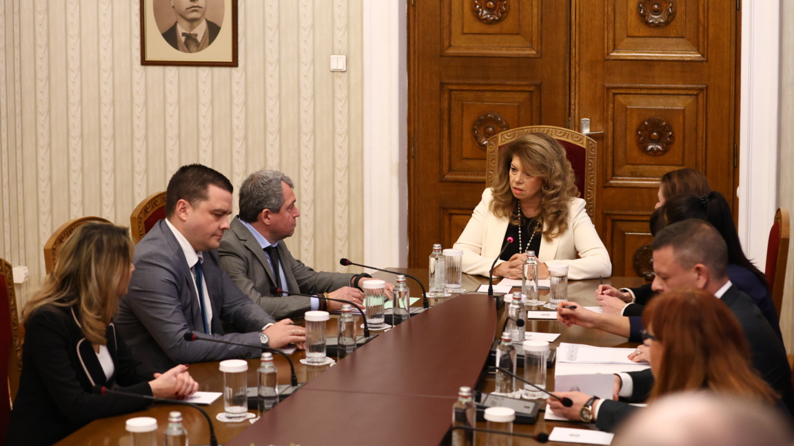 ITN: Der amtierende Ministerpräsident darf nicht parteipolitisch gebunden sein