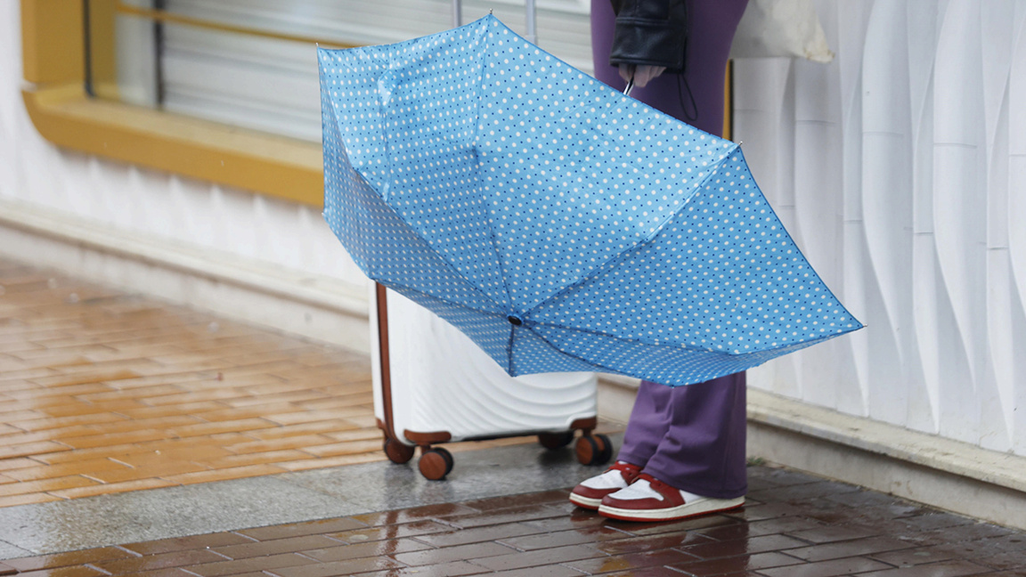 Météo: Vigilance fortes pluies dans 19 r...