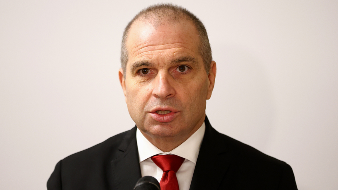 L’absence d’un gouvernement régulier ret...