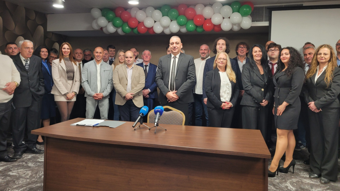 "Трети март" става партия с амбиции за вота. Искат Румен Радев за лидер 