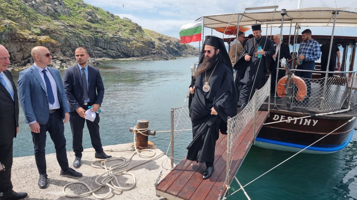 Мошти Светог Јована Крститеља пренете на...