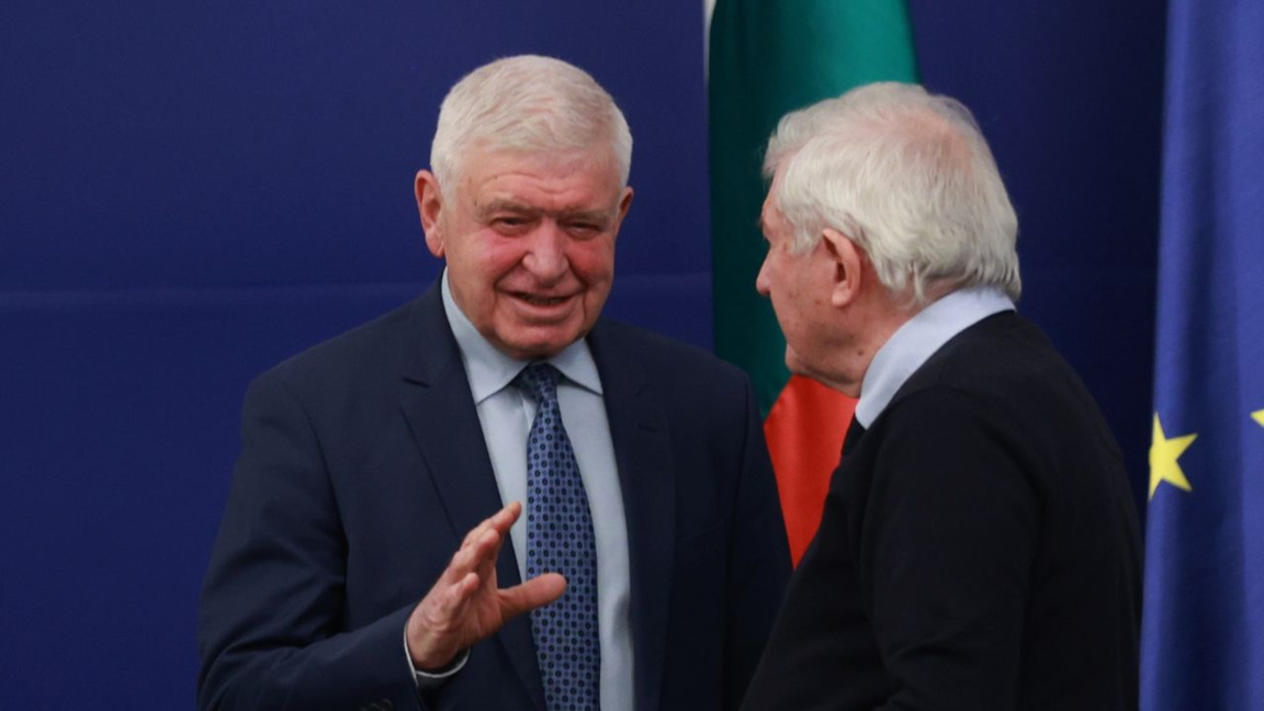 Le gouvernement se penche sur le prolongement de l’exercice financier