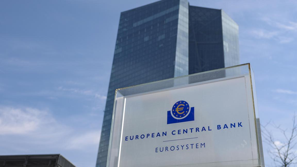 Търговците намаляват залозите си за пови...