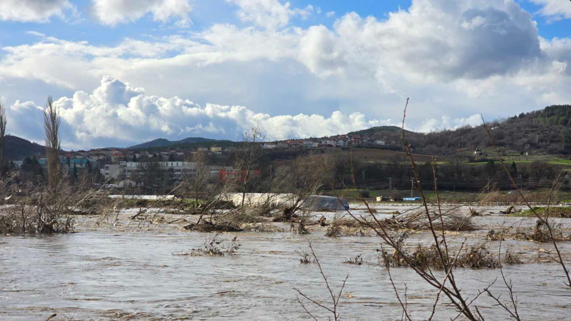 Над 160 кв. метра дъжд са изваляли в Крумовград