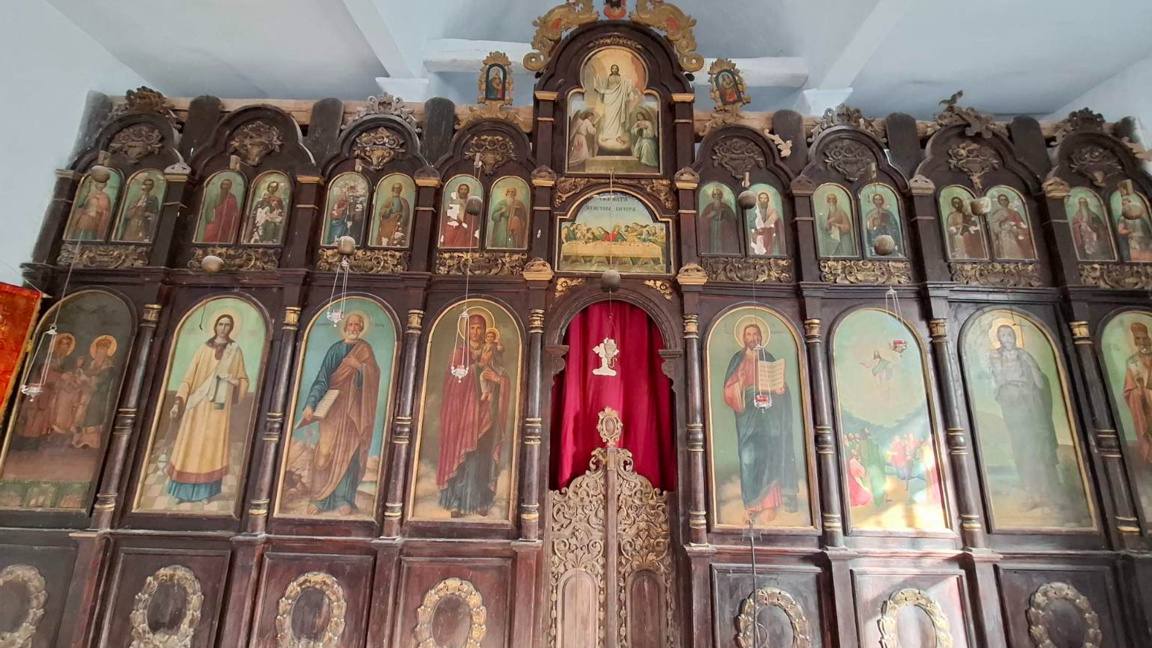 Християни и мюсюлмани заедно ремонтират храмове