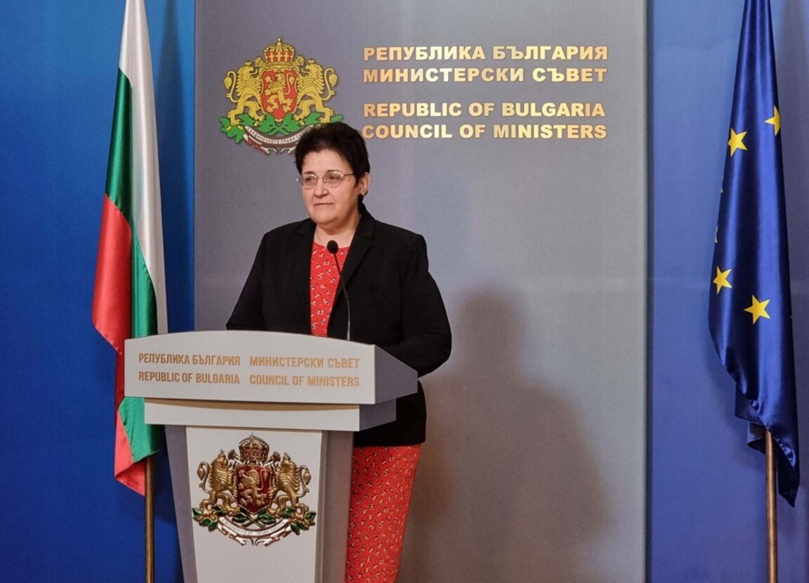 Людмила Петкова