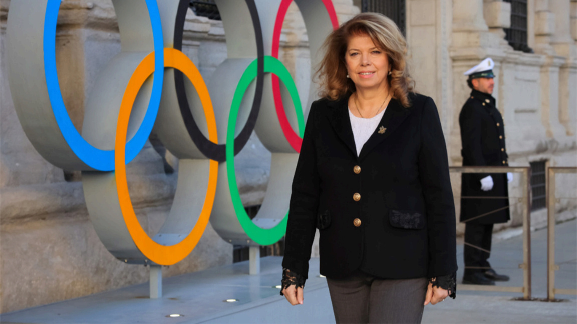 La présidente Yotova demande que la poli...