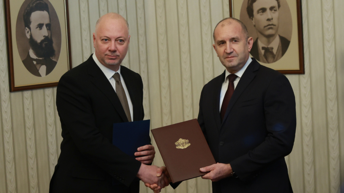 GERB-SDS gibt Mandat zur Regierungsbildung an Präsidenten zurück