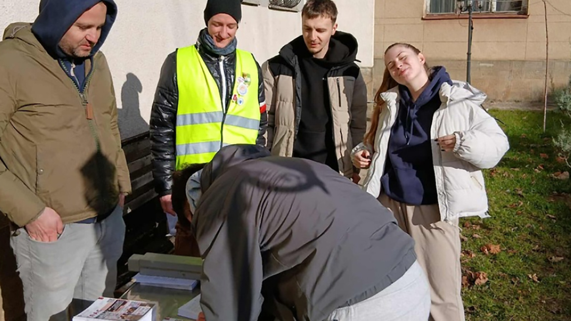 Българи в Босилеград подкрепиха подписка...