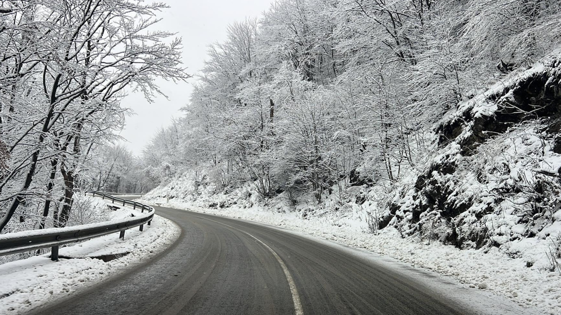 Зимната обстановка при прохода Шипка преди дни