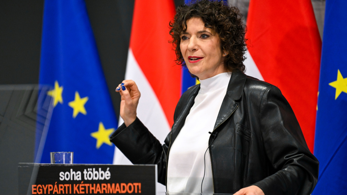 Клара Добрев