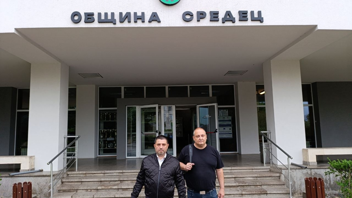 "Възраждане" иска референдум срещу мигра...