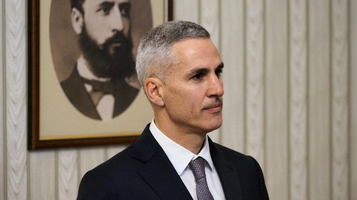 Йотова приема Гюров утре, той ѝ представя проекта за служебен кабинет