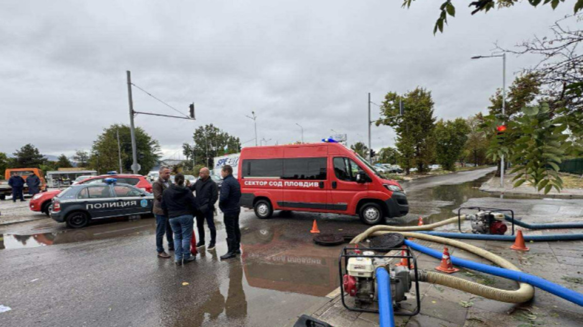 На 03.10.2025 г. бе наводнено кръстовището на ул. "Индустриална" и бул. "Ал. Стамболийски"