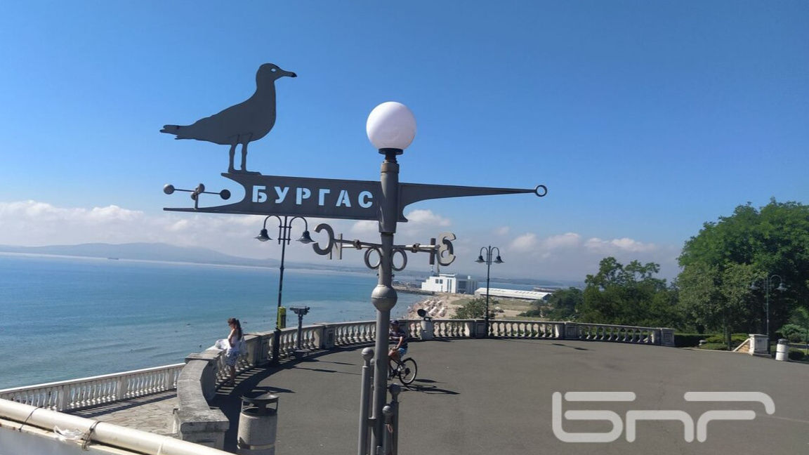 България пред нови избори: Ще бутне ли Р...