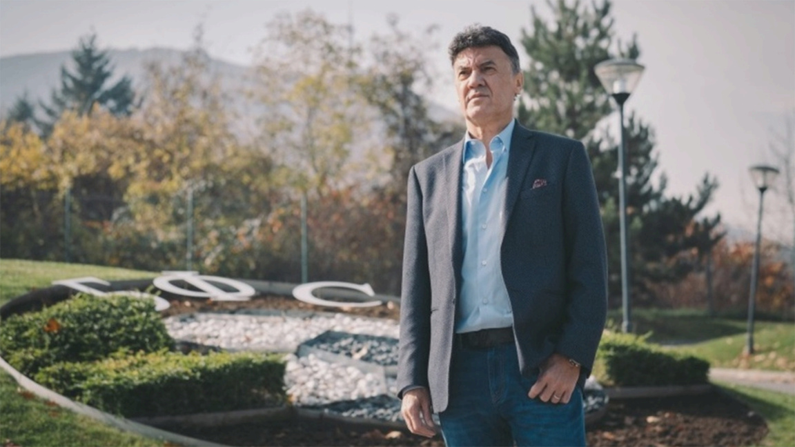 Le grand gardien de but Borislav Mihaylo...