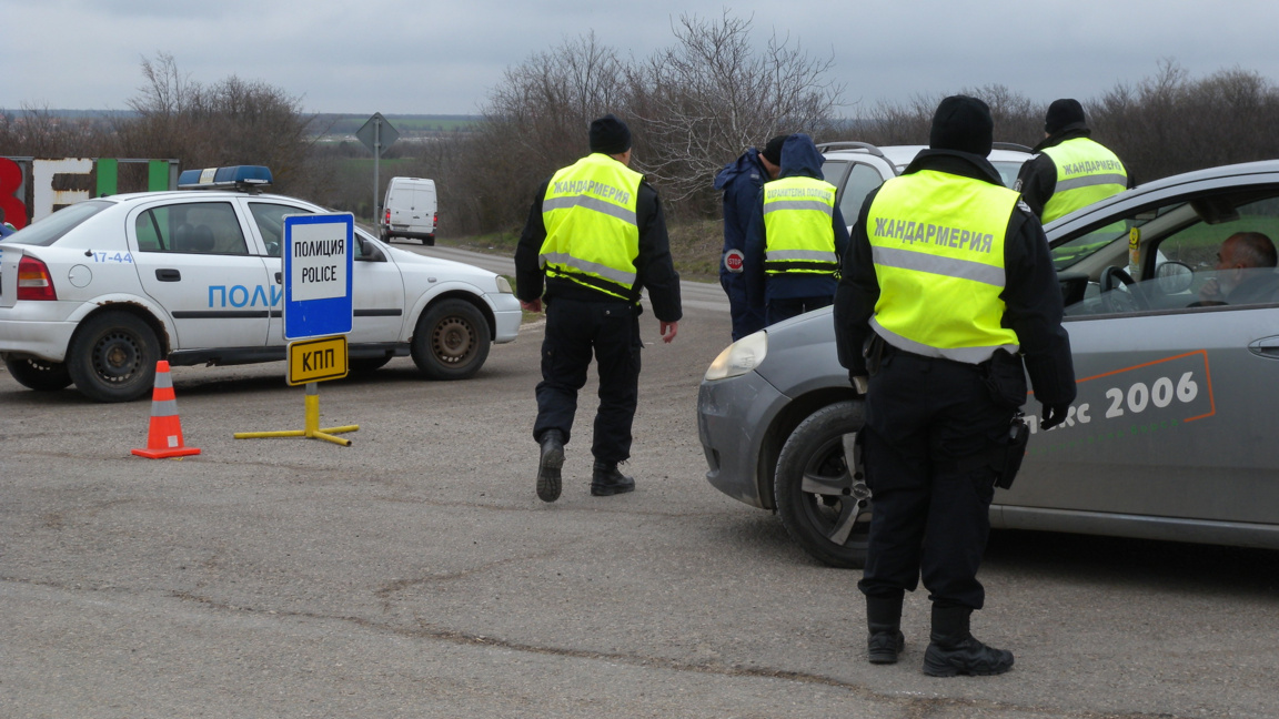 Спецакция срещу търговия с вот в Разград...