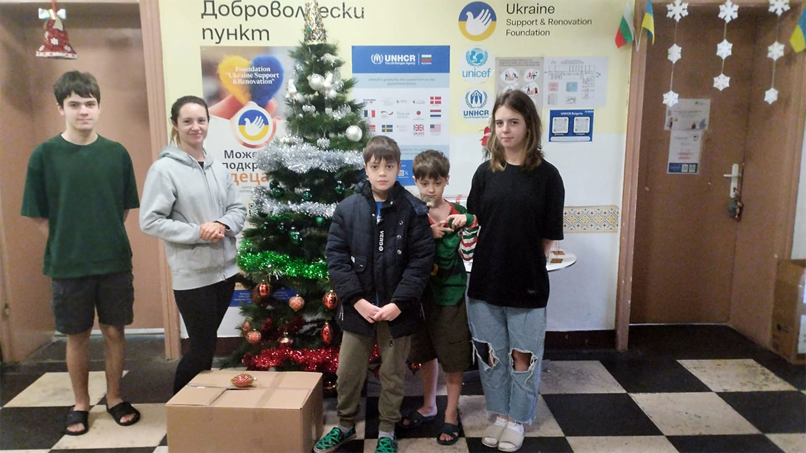 Украинцы в Пловдиве с акцией по сбору ро...