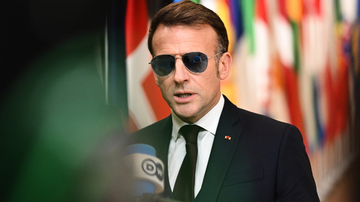 Макрон очаква ЕС да промени подхода си към Тръмп