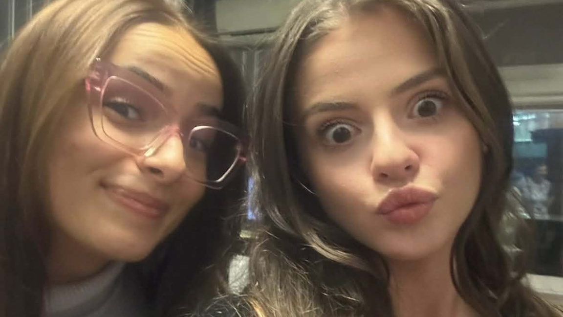 Изабел Овчарова-Изи: Идеализирането на о...