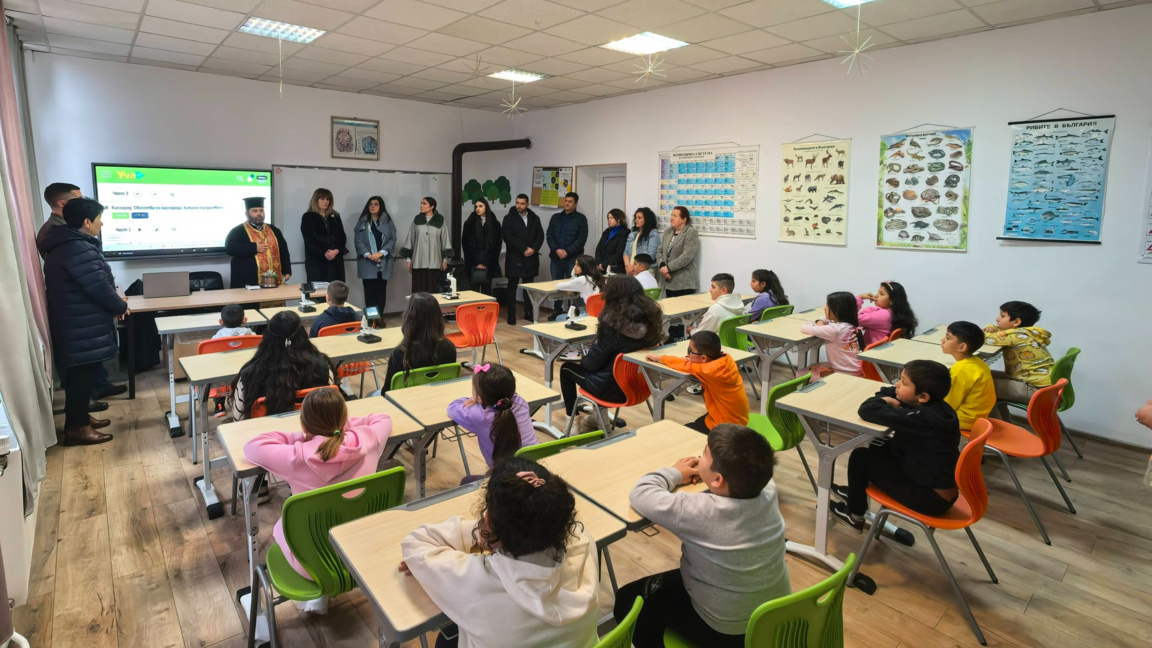 Училището в Царево откри нова STEM база ...