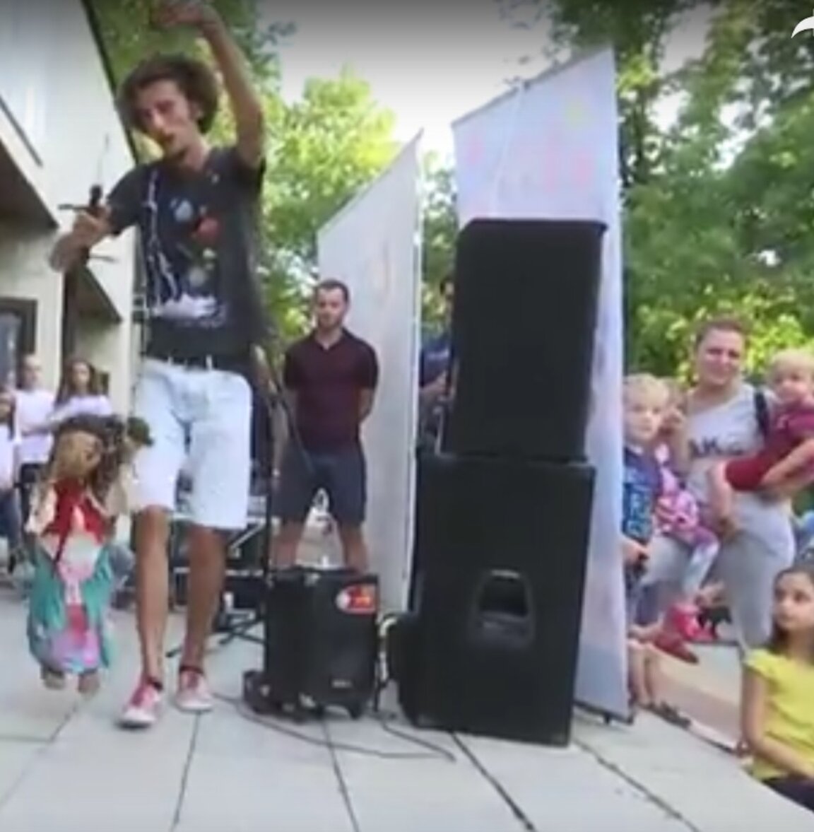 Куклите на Георги Гъделев танцуват за Детското.БНР