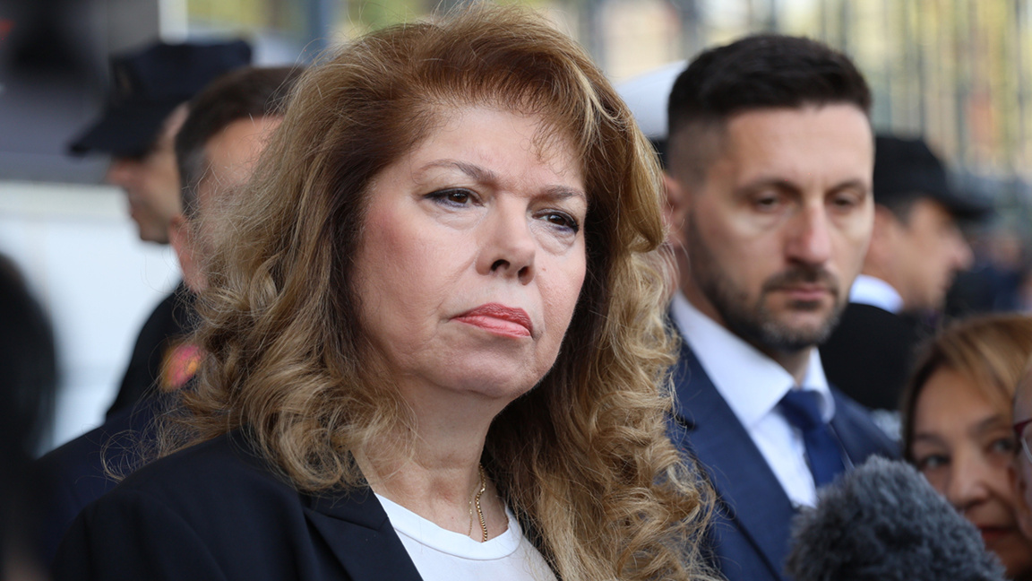 Илияна Йотова ще участва в конференция з...