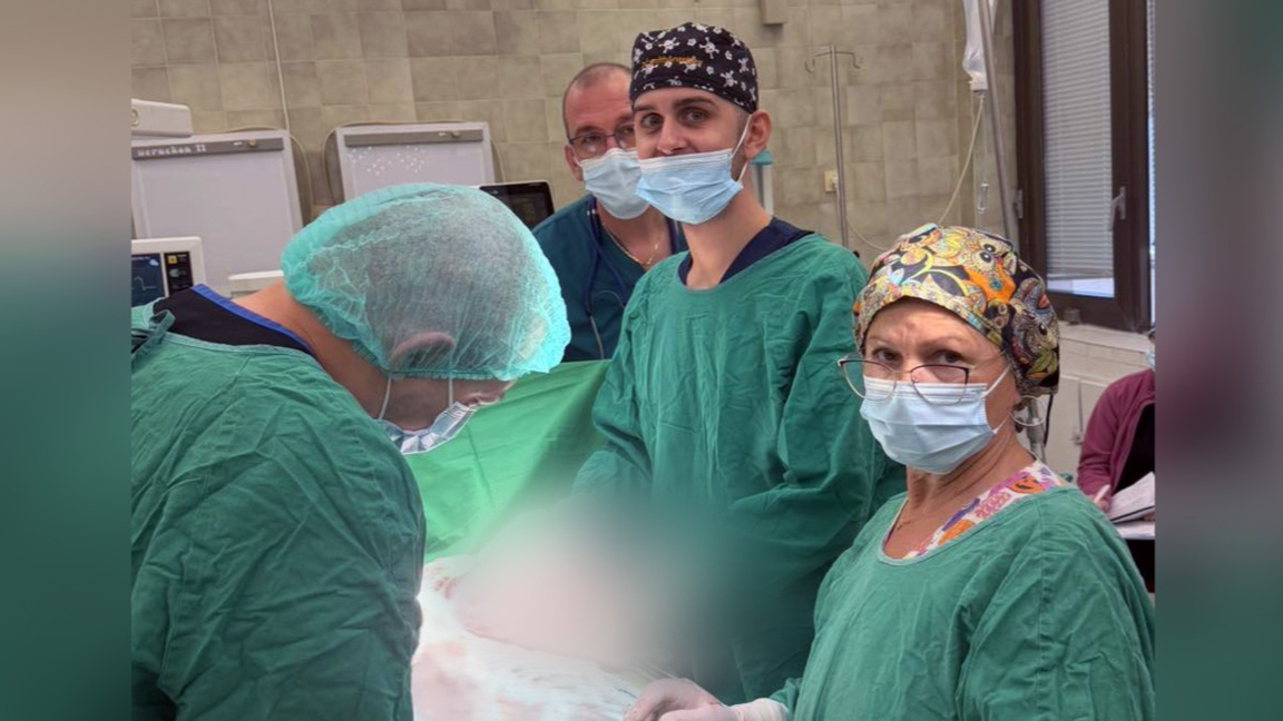 Хирурзи в УМБАЛ Бургас отстраниха двукил...