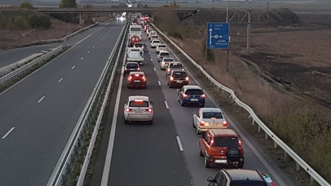 "Възраждане" - Кюстендил с автошествие по Е-79 срещу въвеждането на еврото