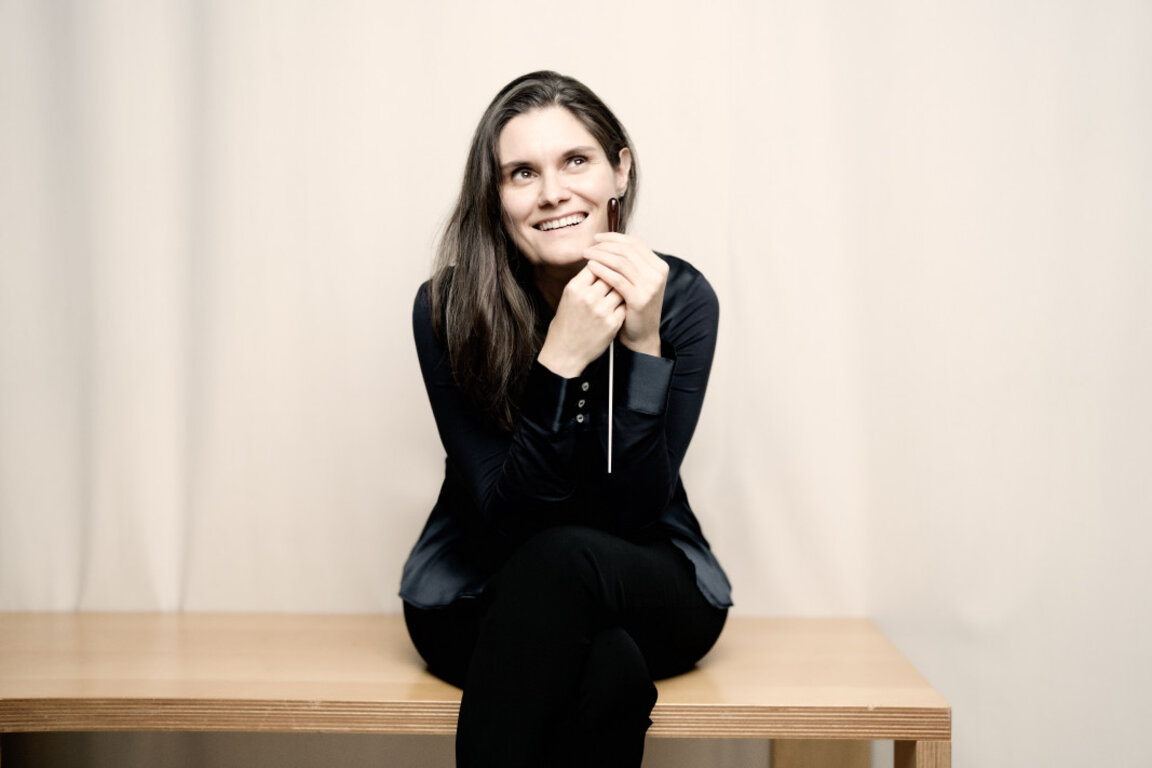 Деляна Лазарова