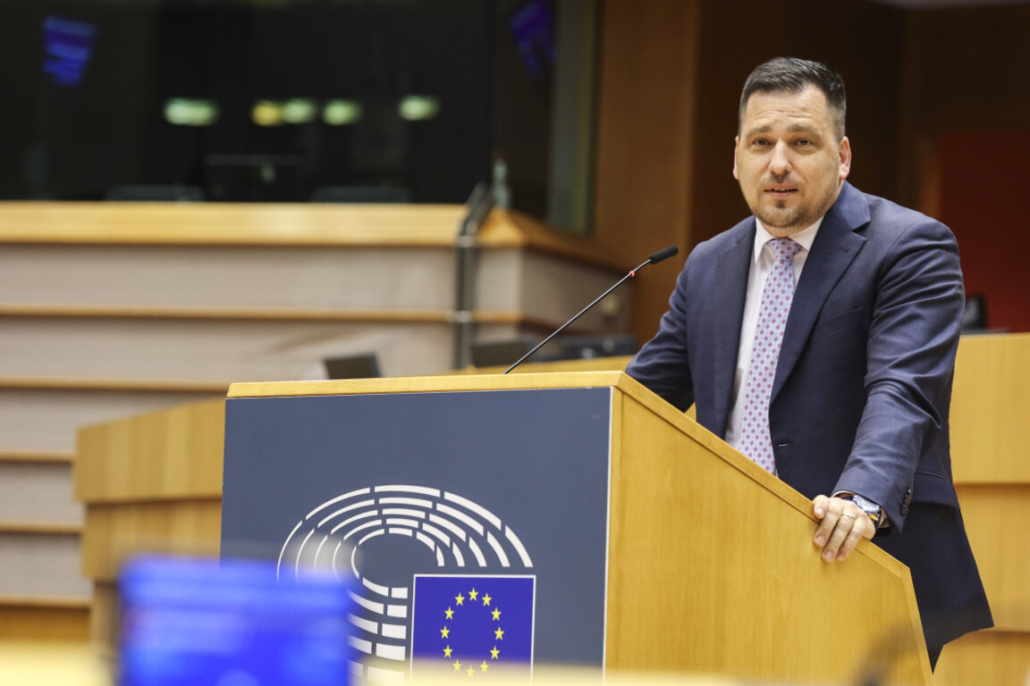 Томаш Здеховски