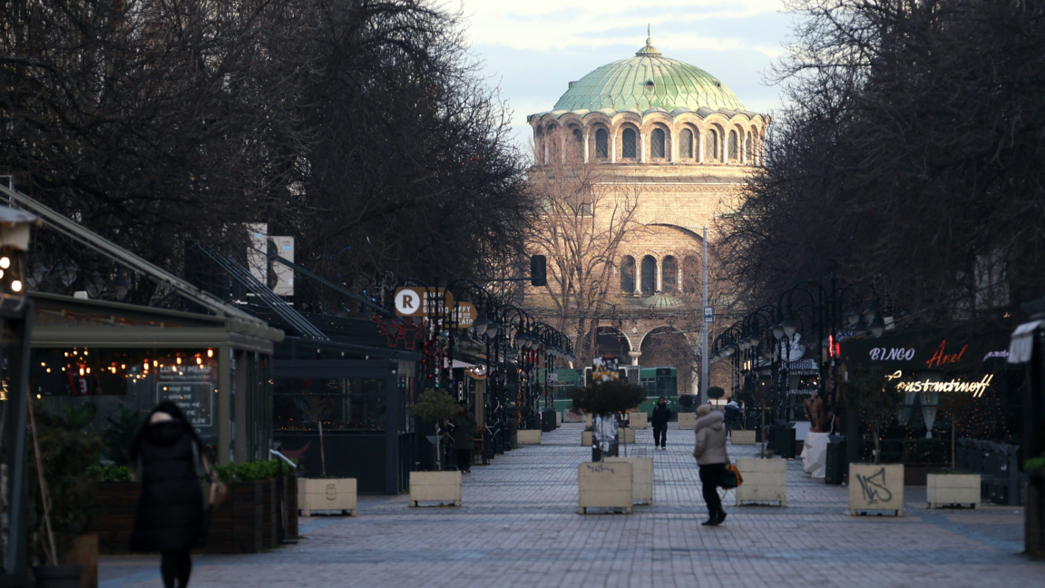 După o dimineață răcoroasă și ceață, nor...