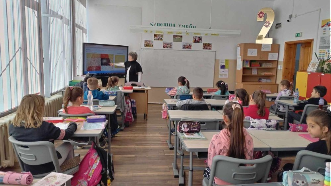 Учениците в Смилян слушат беседа за  фасула и ползите на здравословното хранене