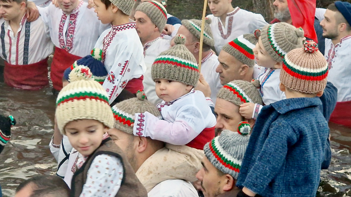 Ботев, Богоявление и билети в "Ден след ден"