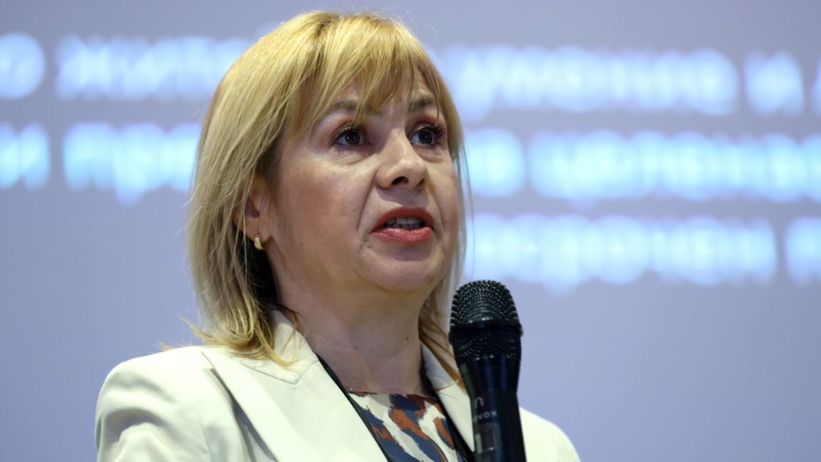 Людмила Елкова