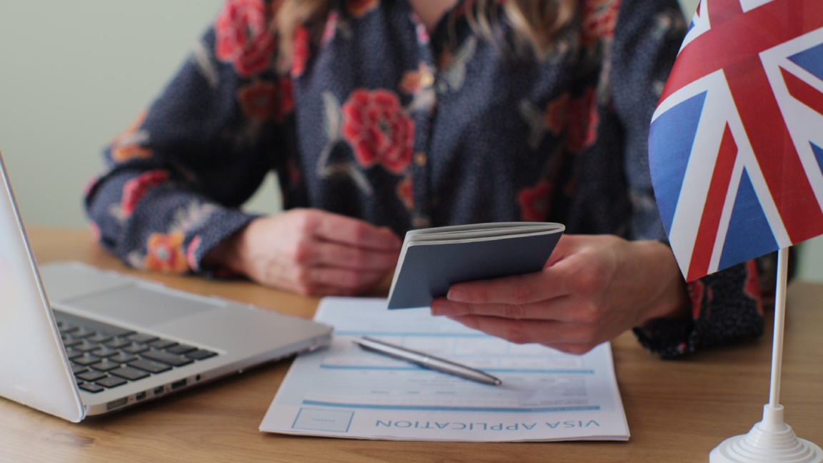 "Таймс": Британци, живеещи в чужбина, смятат да се откажат от гражданство