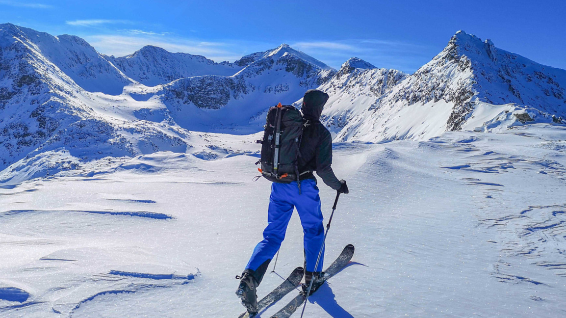 Между изкуствен и естествен сняг - как з...