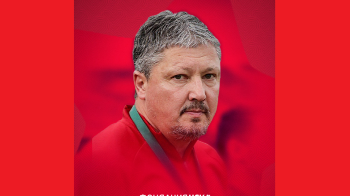 Феновете на ЦСКА и Локо ще аплодират Любо Пенев в 9-ата минута