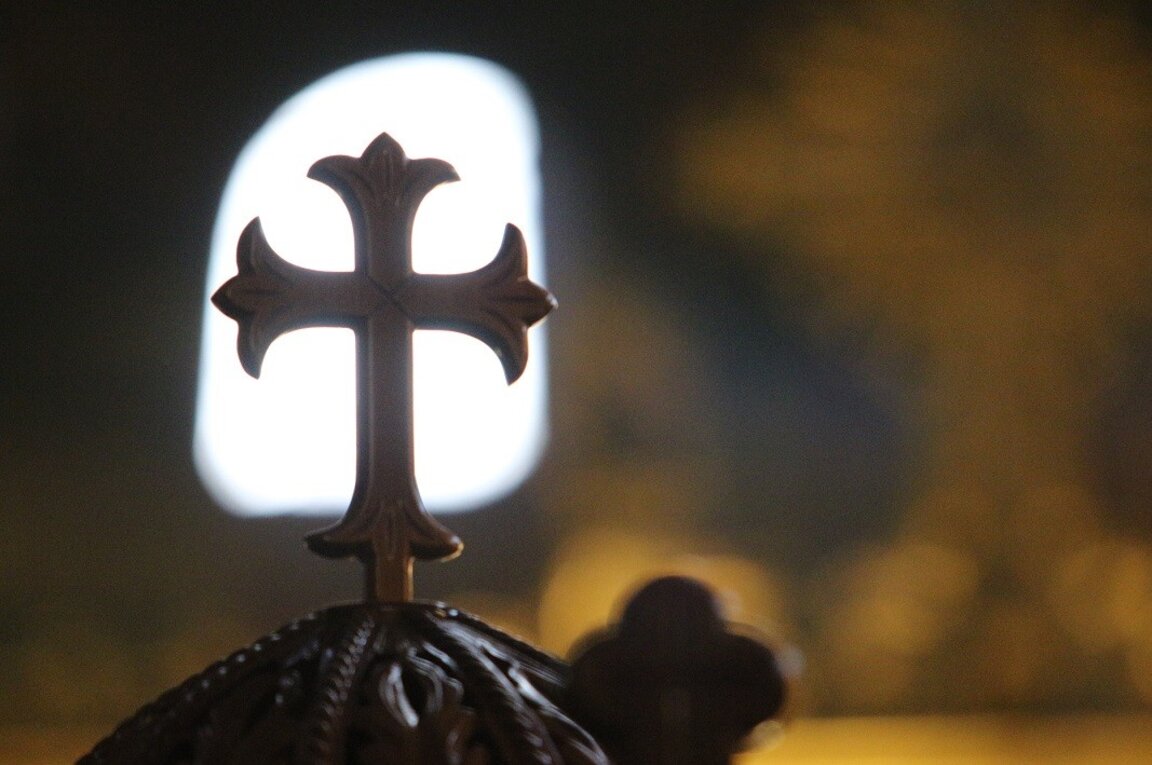 Религия в училище - поредната ябълка на раздора