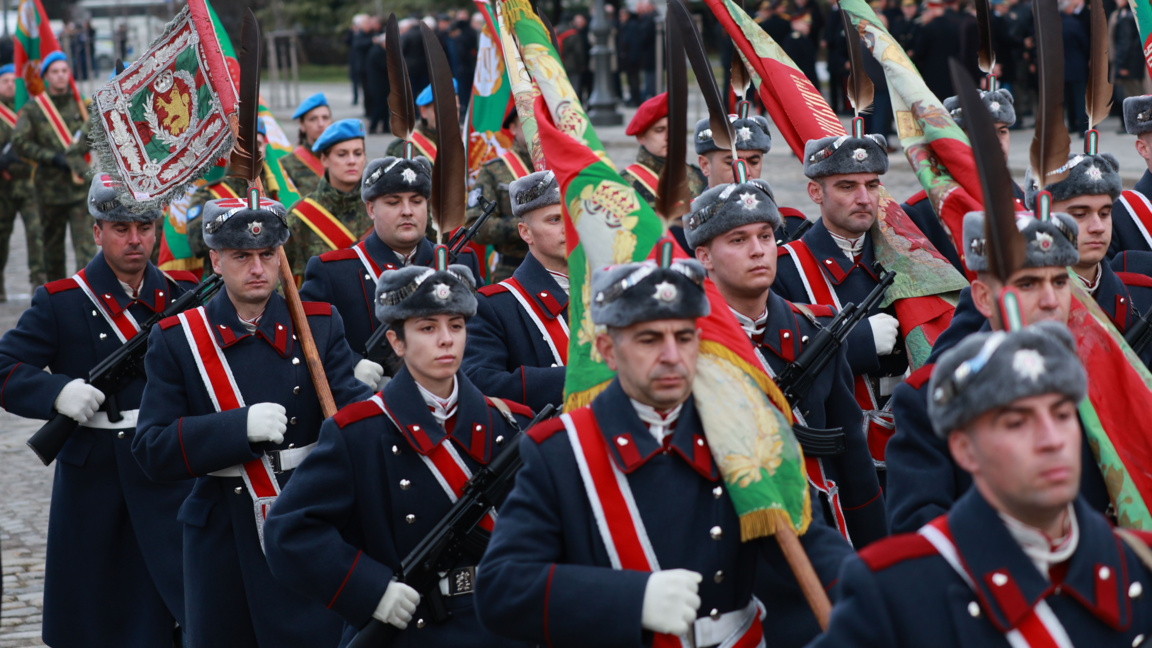 Богоявленски водосвет на бойните знамена в София