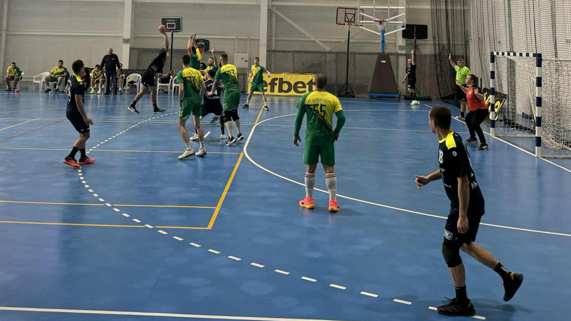 "Шумен" победи "Добруджа"...