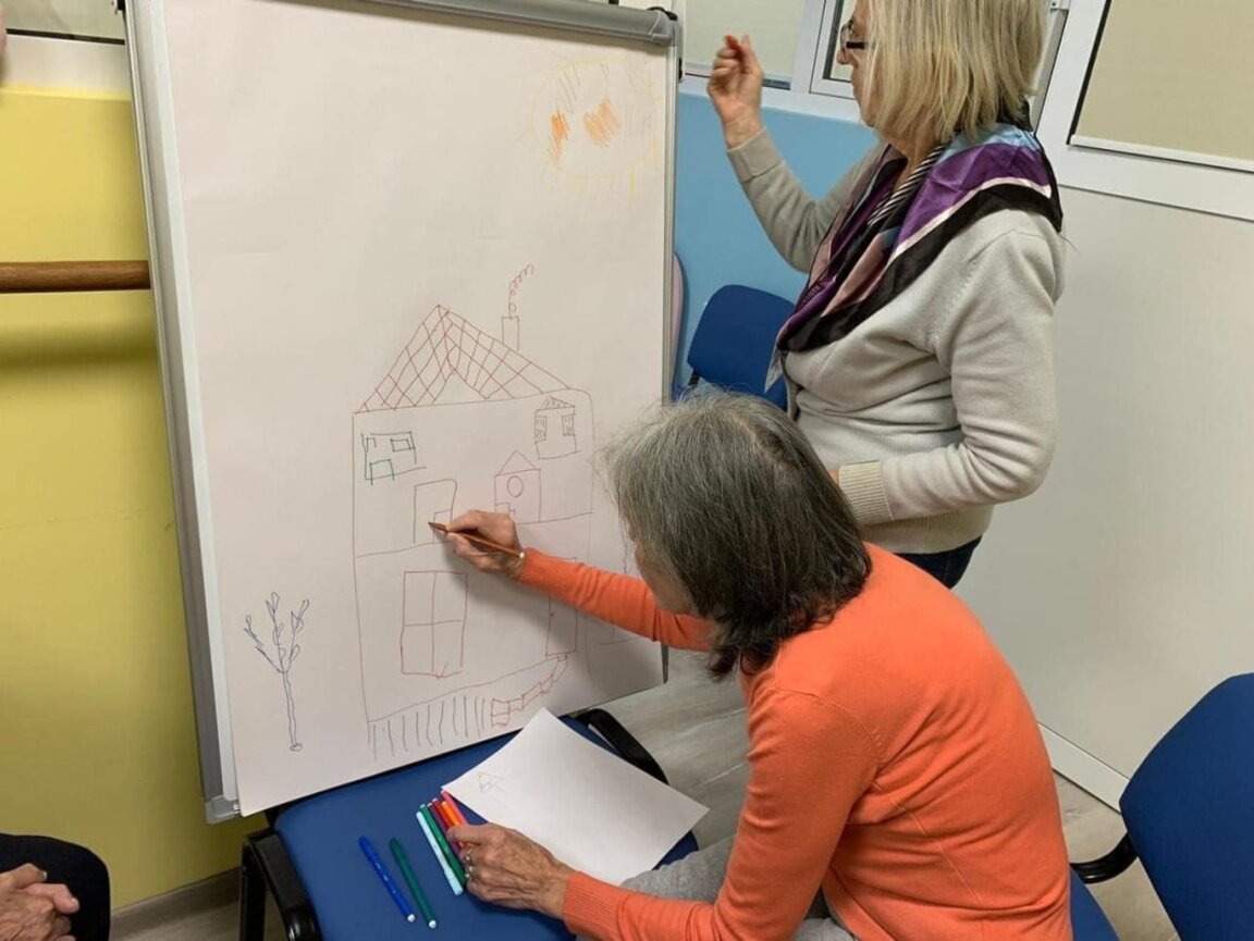 Жители на с. Твърдица не искат възрастните с деменция на "Грижовник"