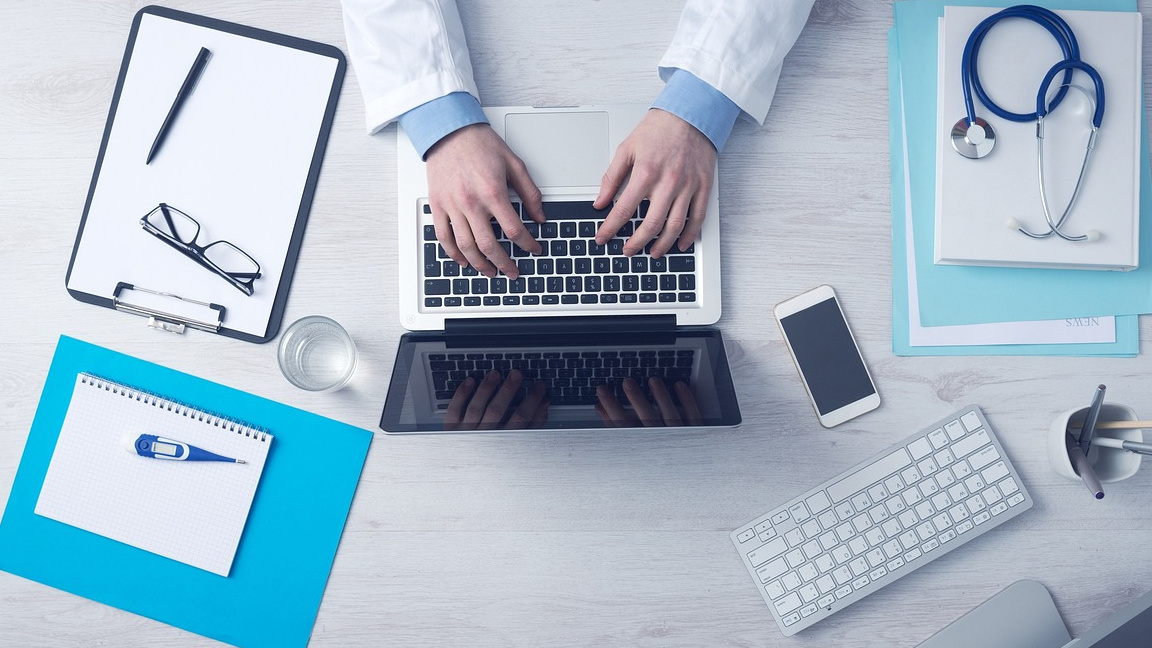 11 кандидати продължават в конкурса за у...