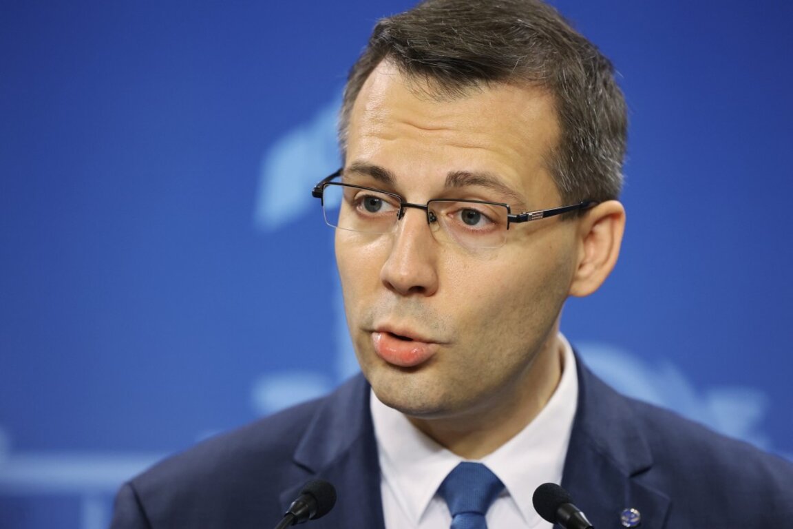 Станислав Анастасов: В ДПС няма конфликт Пеевски - Доган, а срещу деребеите