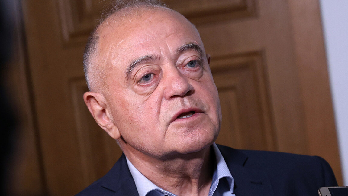 Атанас Атанасов