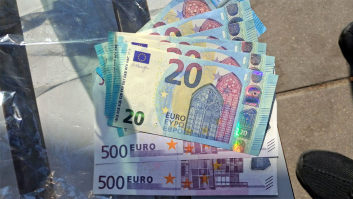 Фалшиви пари с номинал 20, 50, 100 и 200 евро са в обращение във Варна