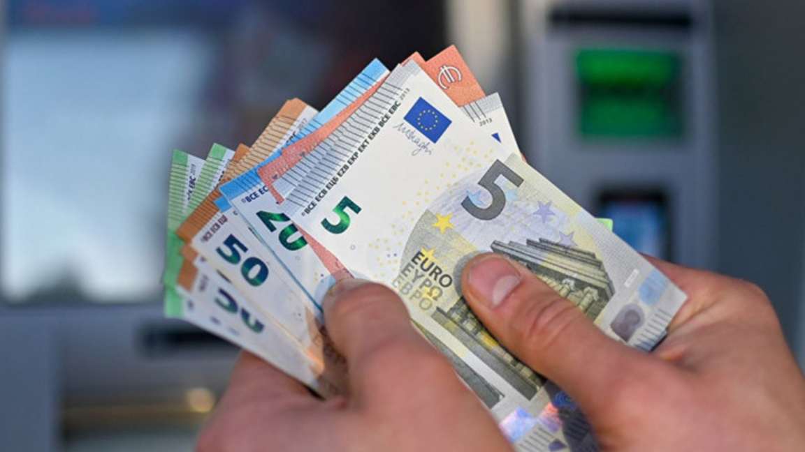 Изплащането на пенсиите започва на 7 януари