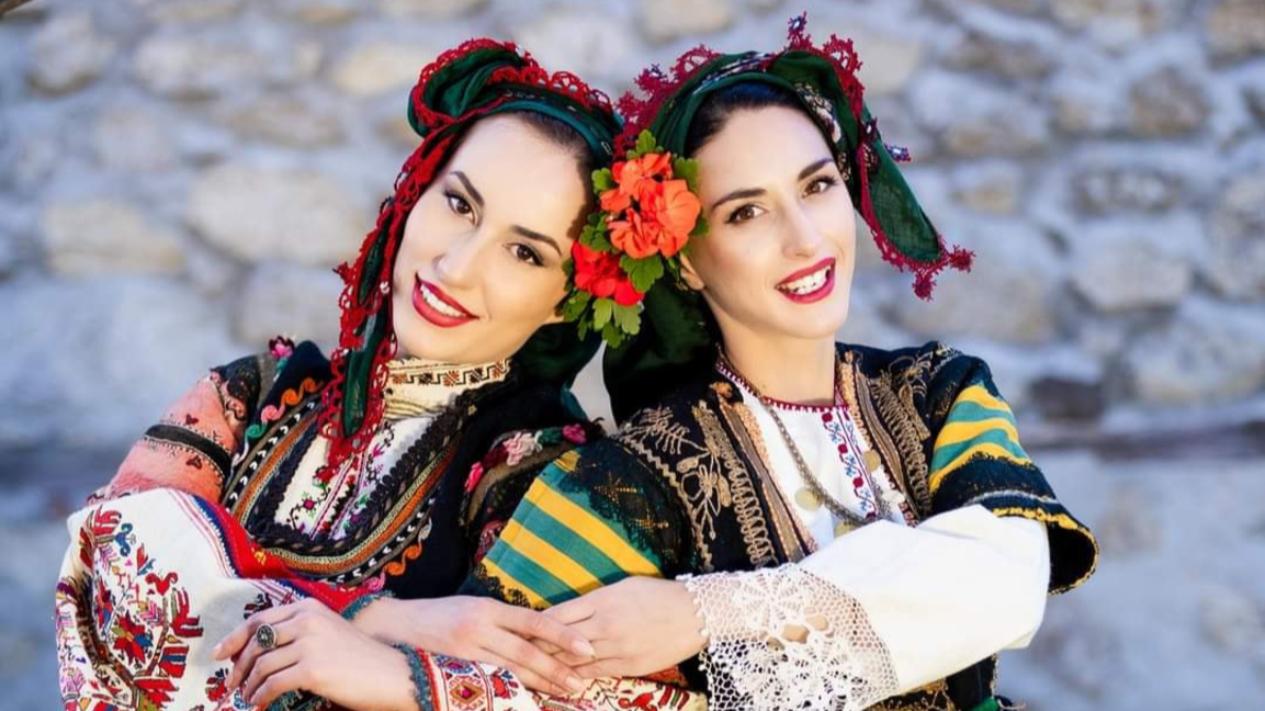 “Ndejat digjitale” – ose si rrjetet soci...